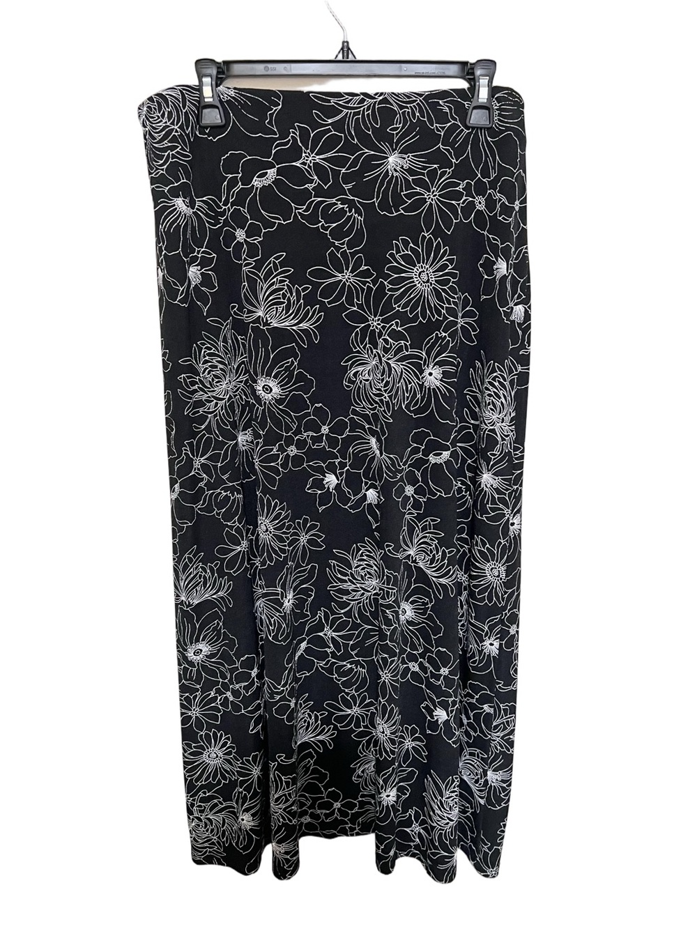 Vintage 90’s Briggs 1X Slinky Floral Skirt Minimalist Cottage Black White Travel